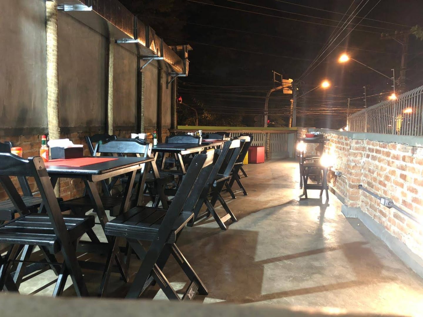 Comandante Bar