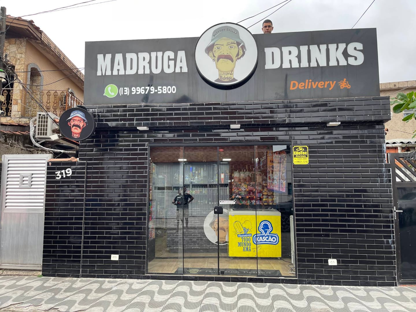 Madruga Drinks