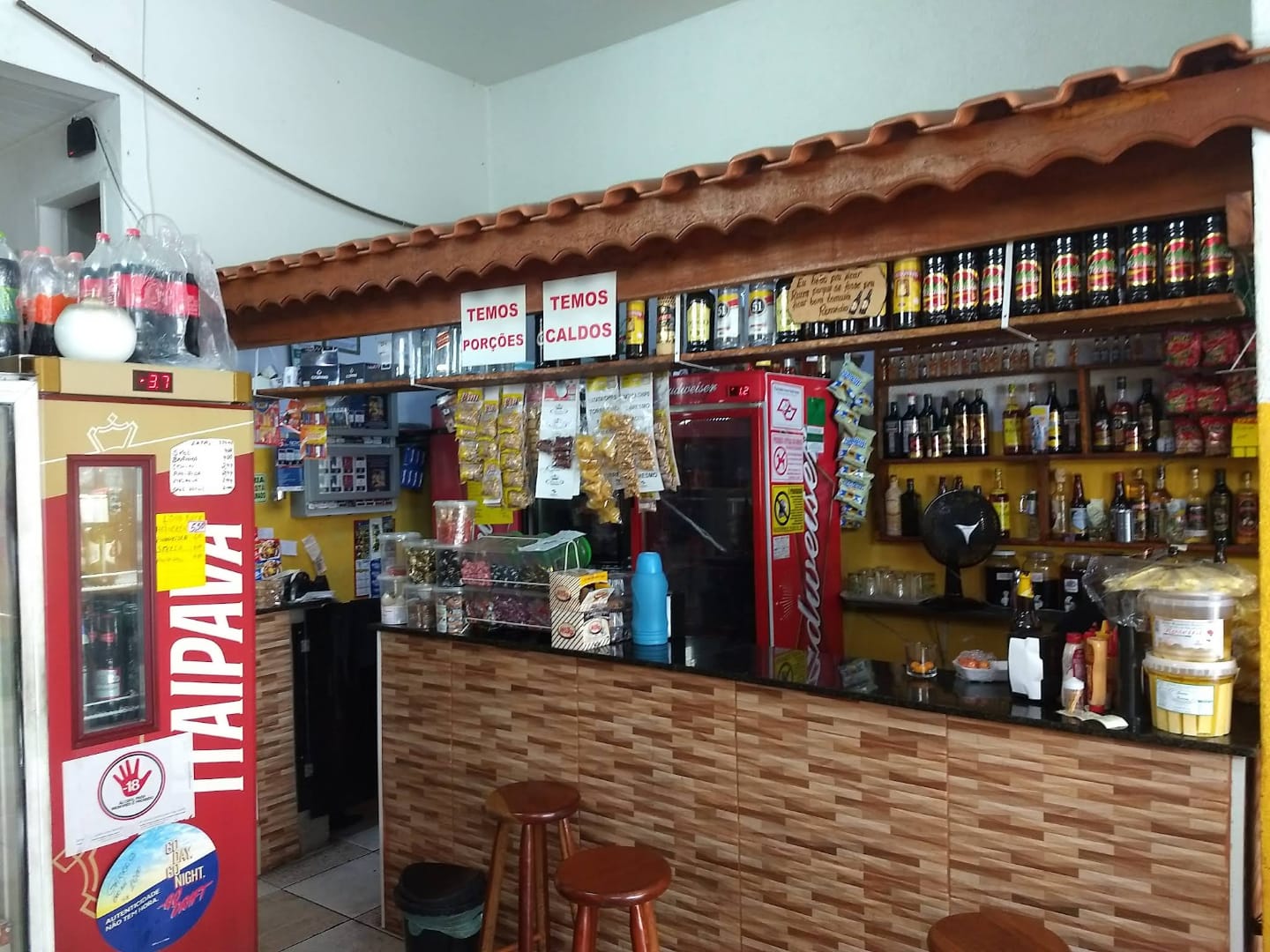 Demas Bar