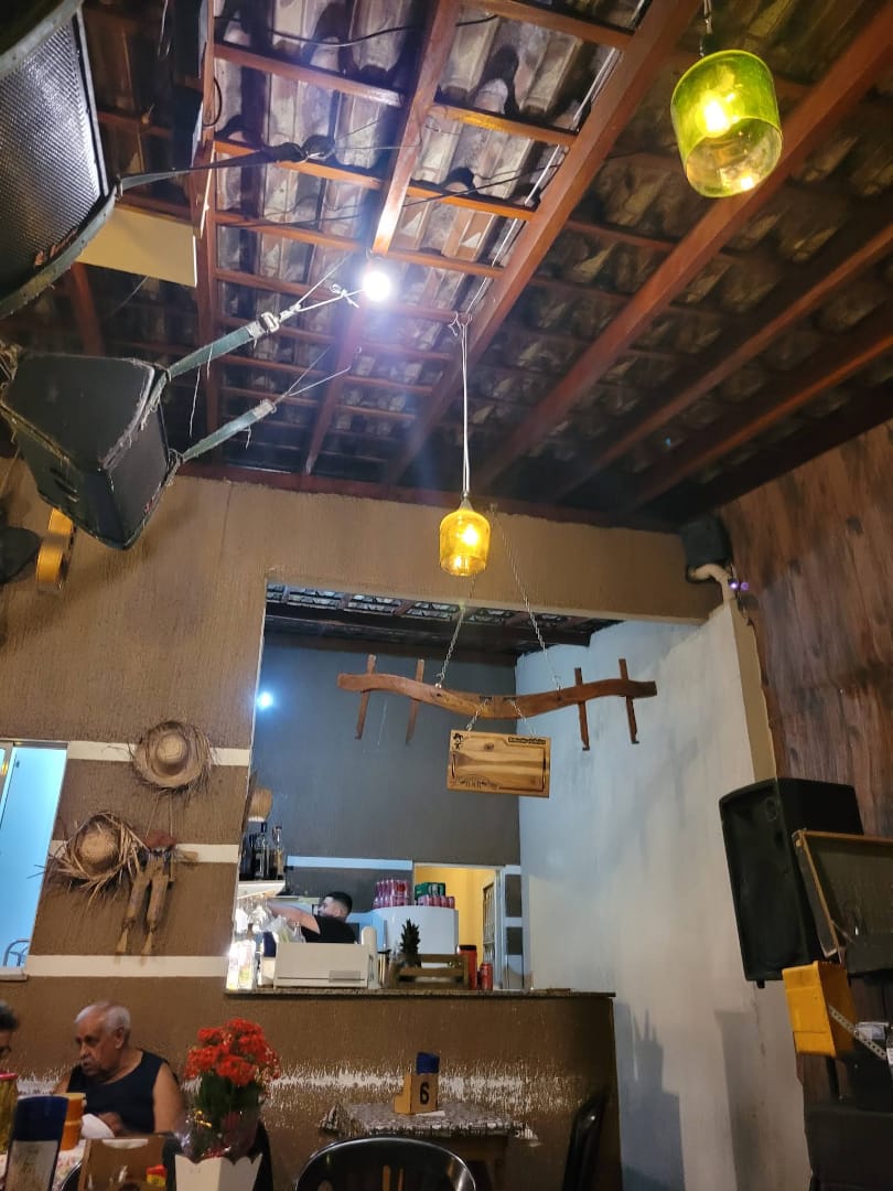 esconderijo bar