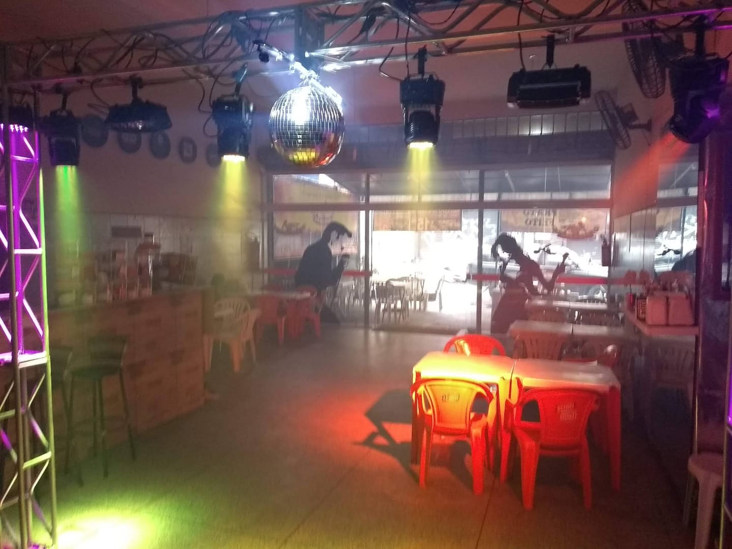 Eta´s Bar & Restaurantes