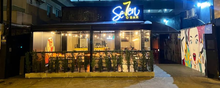 Seven o Bar