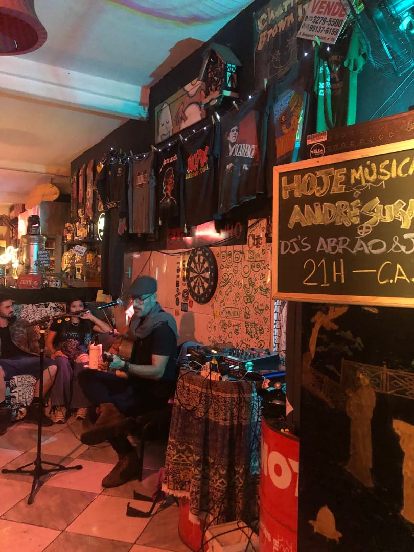BARRAQUINHO Bar, Garimpo & Art.