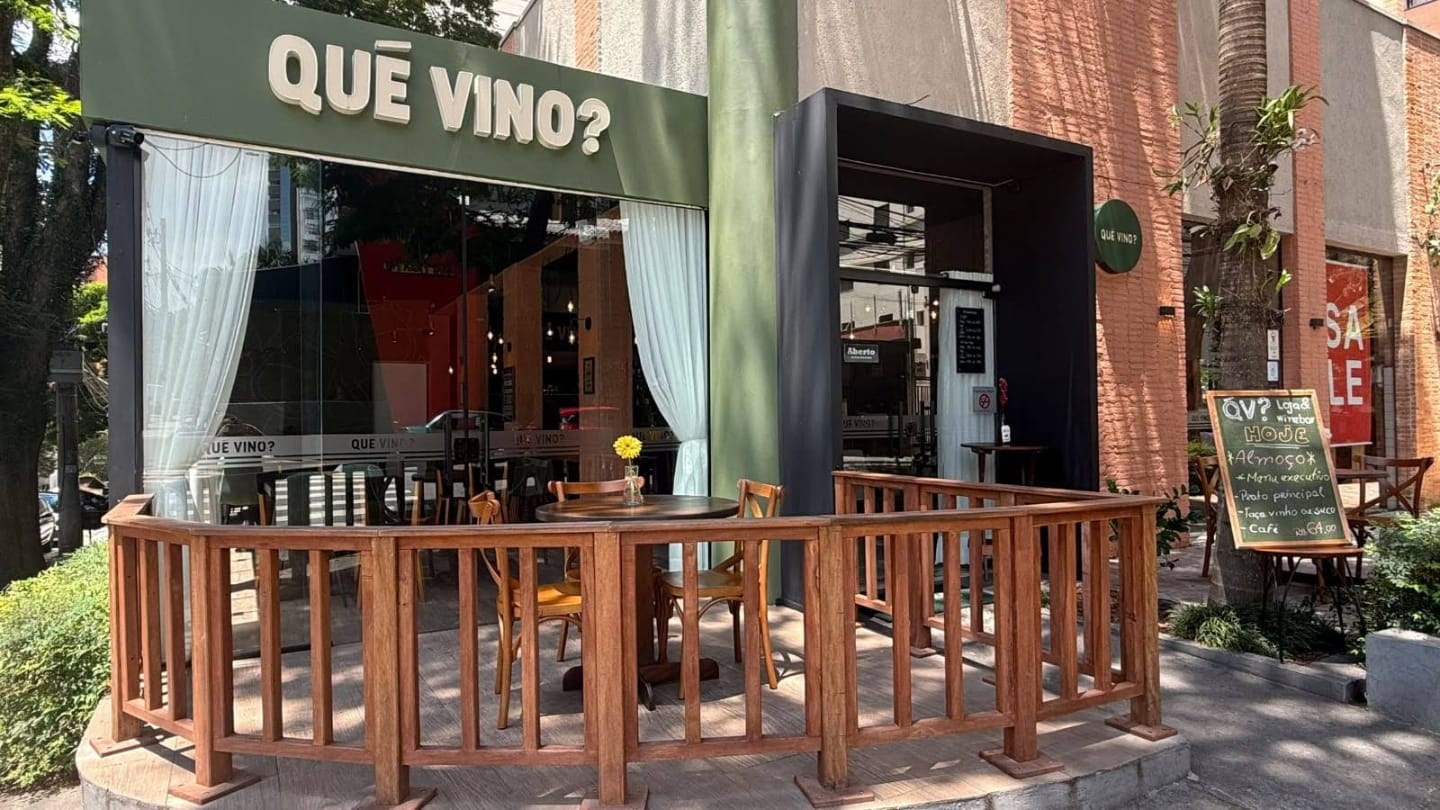 QUÉ VINO?